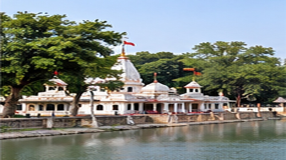 Delhi to Sultanpur Cab